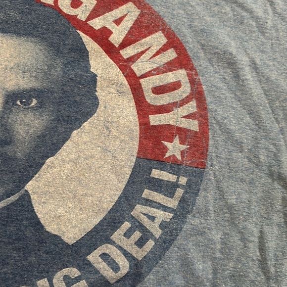 Ron Burgundy Graphic t-shirt size medium/large - Picture 7 of 7